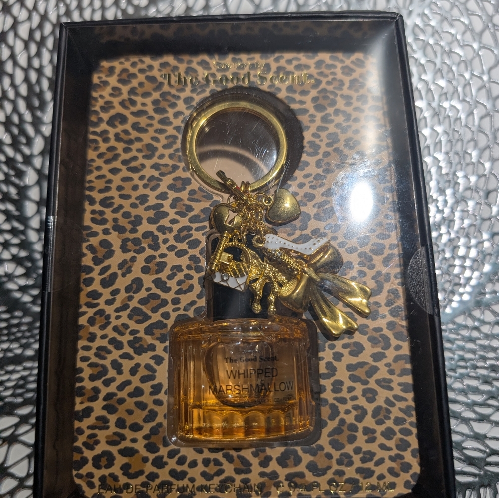 Whipped Marshmallow Rollerball 12ml Gold Bag Charm Keychain Is Viral On Tik Tok